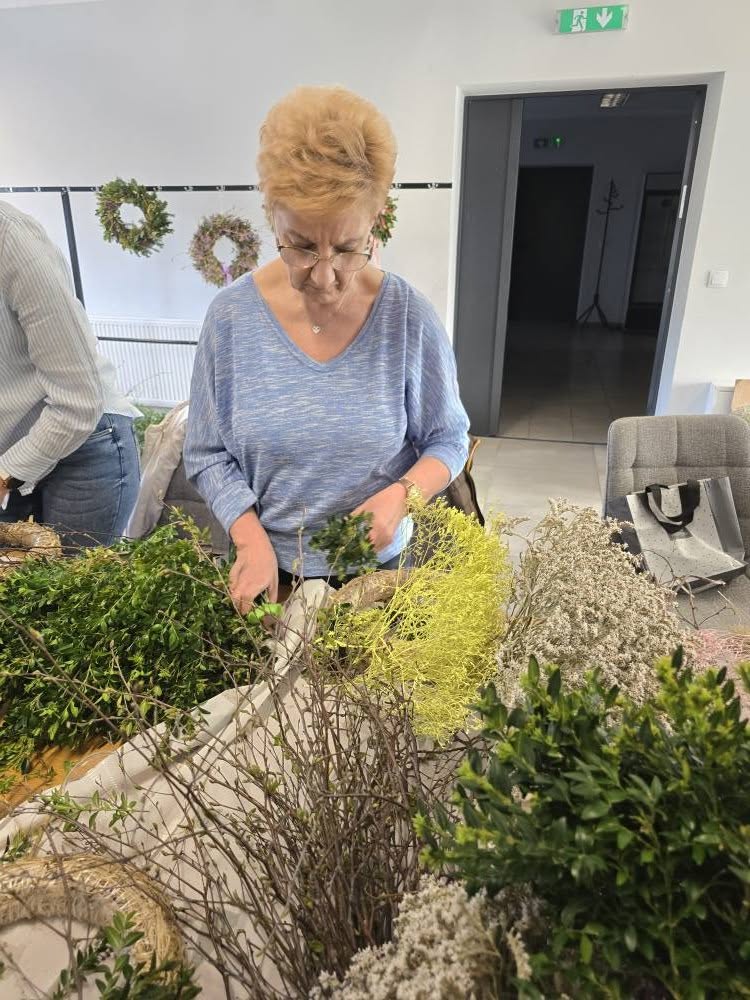 news 2025 04 warsztaty florystyczne w Solectwie Krepna 23