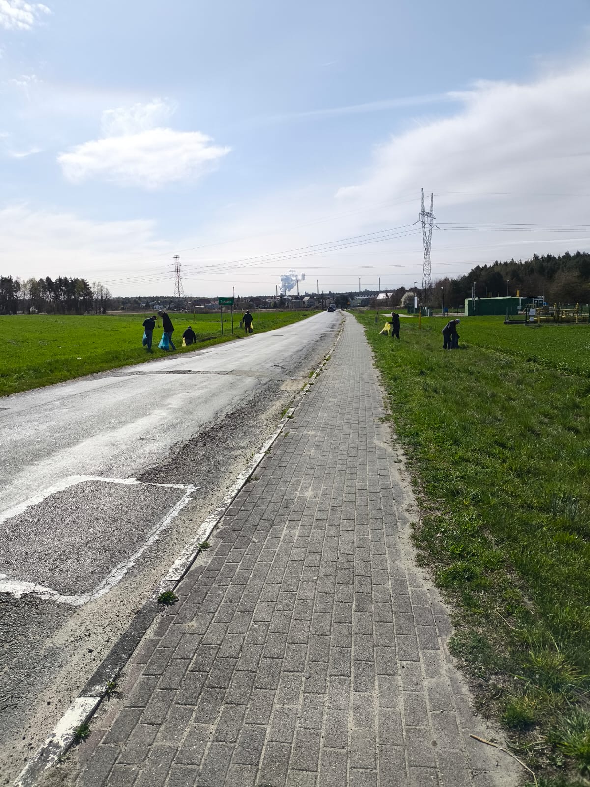 news zyrowa 2025 04 akcja sprzatania zyrowej 08